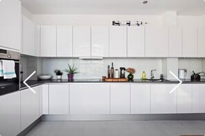 ビジネス アパートメント | 1 室のベッドルーム、アイロン / アイロン台、WiFi (無料)