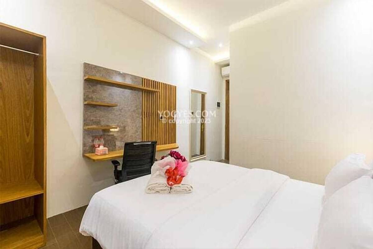 Habitación estándar doble, 1 habitación | Espacio para trabajar con un portátil, wifi gratis, ropa de cama