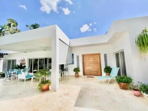 Terrace/patio - Sleek Serenity Your ModernEscape
(Provincia de Panamá Oeste)