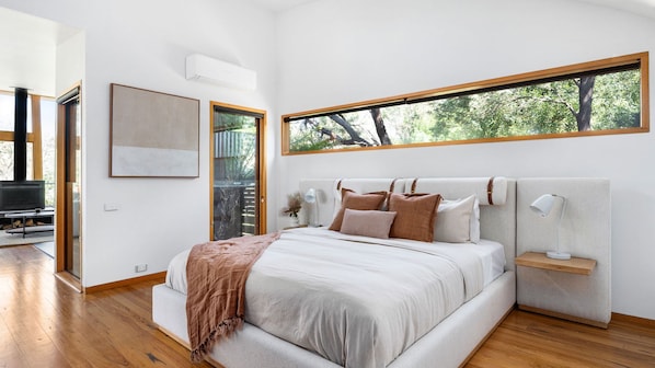 1 chambre, fer et planche à repasser, accès à Internet, literie fournie