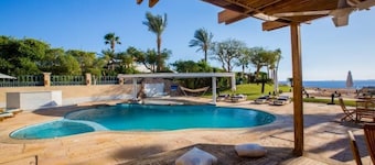 Breathtaking location with pool & garden