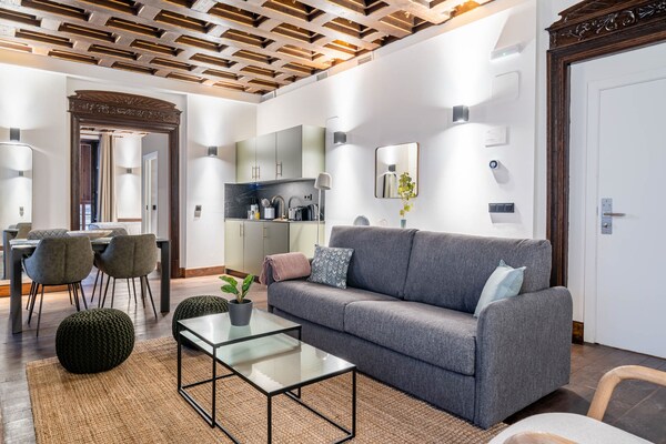 Limehome Vitoria Palacio ÁLava-velasco - Vitoria-Gasteiz