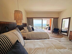 1 bedroom, iron/ironing board, WiFi, bed sheets - Beachfront condo with ocean view, private pool & resort amenities (Bahías de Huatulco)