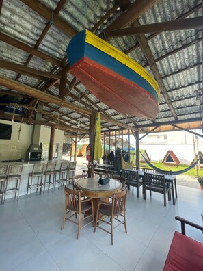 Comfort Tent | Shared kitchen