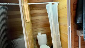 Bungalow básico | Baño | Regadera