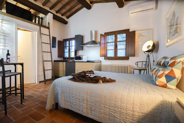 1 bedroom, iron/ironing board, travel crib, free WiFi