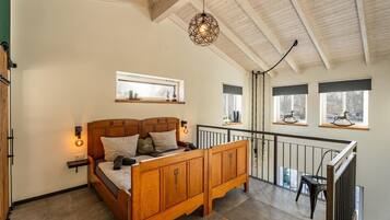 2 Schlafzimmer, Reisekinderbett, Internetzugang, Bettwäsche