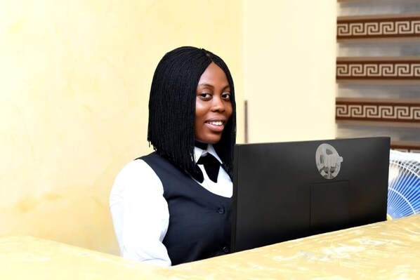 Reception - Joyrich Hotel (Epe)