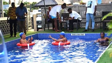 Outdoor pool, lifeguards on site