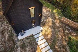 Exterior - The Hutch - Modern Scandinavian w/ Wood-Fired Tub 20 Minutes From Asheville (Fletcher)