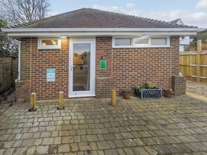Exterior detail - The Secret Luxury Apartment (New Romney, near Littlestone-on-Sea)