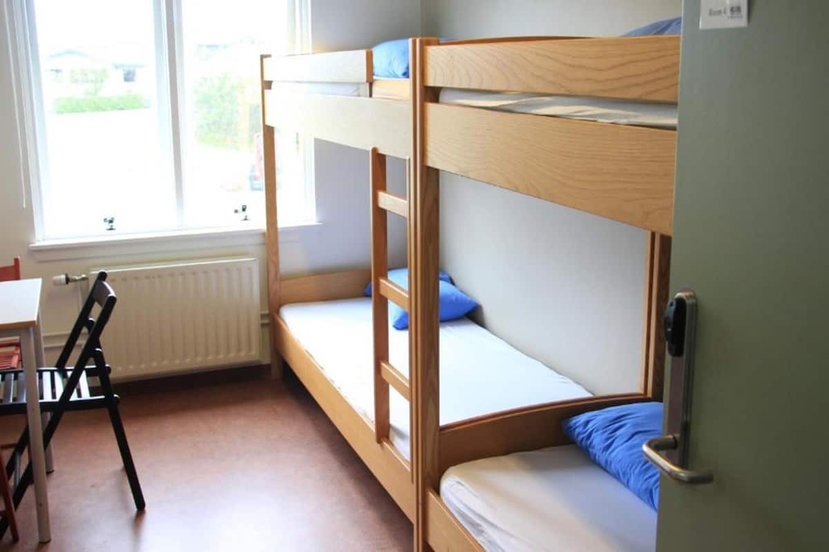 Shared Dormitory, Multiple Beds, Shared Bathroom | WiFi (free), bed sheets