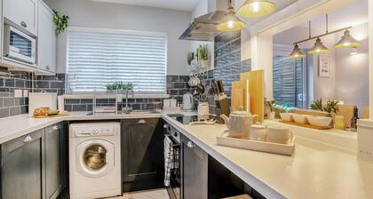 3 bedroom accommodation in Mumbles