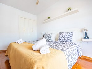 1 bedroom, iron/ironing board, free WiFi, bed sheets - Apartment in San Eugenio (Costa Adeje)