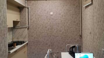 Comfort Shared Dormitory | Private kitchen | Fridge, microwave, electric kettle