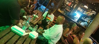 E-Town City Guest House