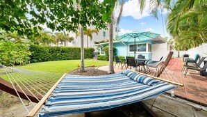 House, Multiple Beds (Bungalow 1) | Outdoor dining - Hidden Paradise by Beachside Management (Siesta Key)