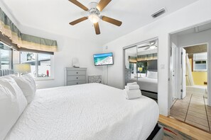 House, Multiple Beds (Bungalow 1) | Individually decorated, individually furnished, iron/ironing board
