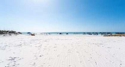 Hidden Paradise by Beachside Management