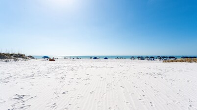 Beachside Management 隱藏天堂度假村