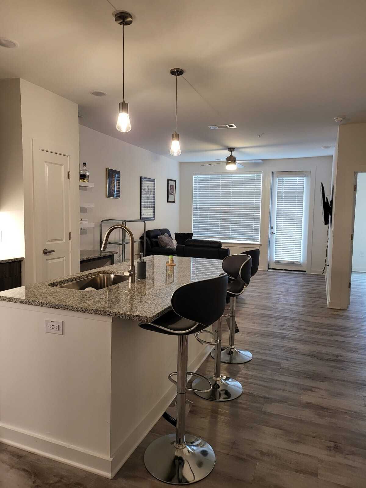 Cozy 1-Bedroom Oasis in the Heart of Duluth hwy-85