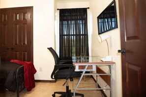 公寓 | 2 間睡房、熨斗/熨衫板