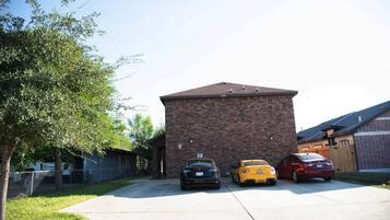 2 bedrooms, iron/ironing board