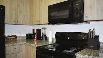 Apartment | 2 bedrooms, iron/ironing board
