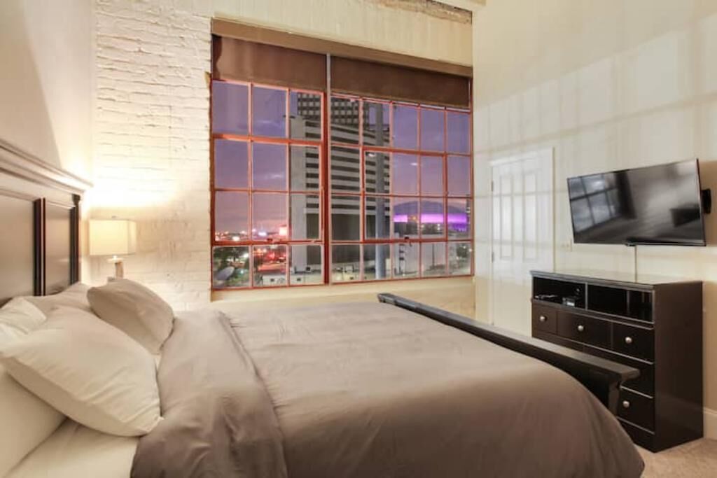 1 bedroom, iron/ironing board, travel crib, free WiFi