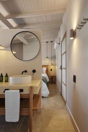 Superior Suite | Bathroom - ANTÍPODA HOTEL (Medellín)