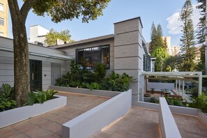 Property entrance - ANTÍPODA HOTEL (Medellín)