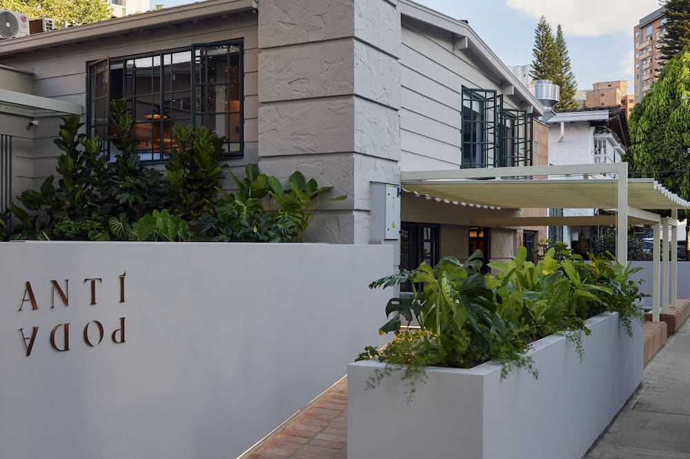 ANTÍPODA HOTEL