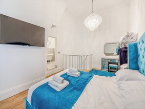 1 bedroom, free WiFi, bed sheets
