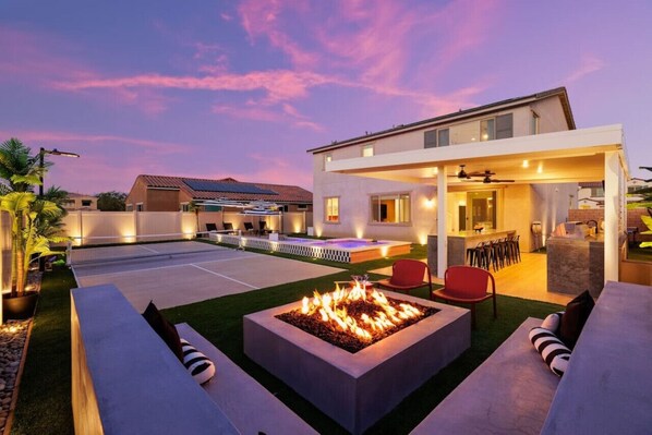 Unclassified image, 1 of 55, button