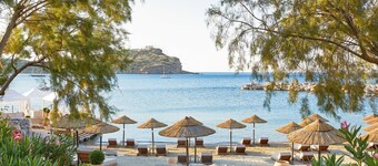 ISholidays Cape Sounio Estate Villa