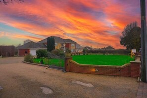奢華獨棟房屋, 獨立浴室, 庭園景觀 | 外觀