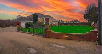 The Firs Luxury Home