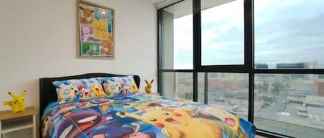 Skrivebord, strykejern/-brett, wi-fi og sengetøy