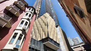 Exterior - Coastal Retreat in Realm - Luxe 1BR Oasis (Adelaide)