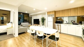 Interior - Urban Sanctuary in West Franklin with Pool & Gym (Adelaide)