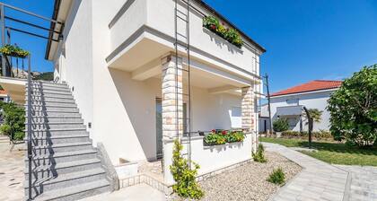 Only 300 metres to the great beach