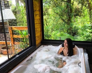 Luxury-Chalet | Minibar, individuell dekoriert, individuell eingerichtet