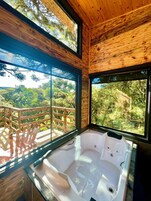 Chalet de lujo | Baño | Bañera y ducha independientes y bañera de hidromasaje
