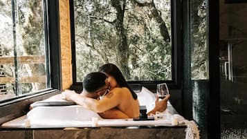 Chalé superluxo | Frigobar, individualmente decorados, individualmente mobiliados