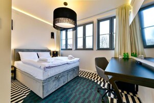 Soundproofing, iron/ironing board (on request), free WiFi, bed sheets