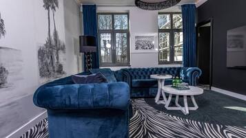 Superior Quadruple Room | Soundproofing, iron/ironing board, free WiFi, bed sheets