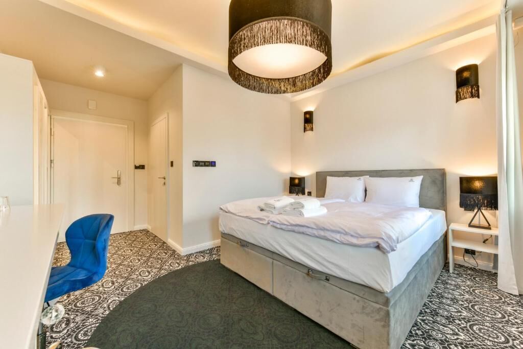 Premium Double Room | Soundproofing, iron/ironing board (on request), free WiFi, bed sheets