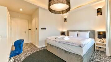 Premium Double Room | Soundproofing, iron/ironing board (on request), free WiFi, bed sheets