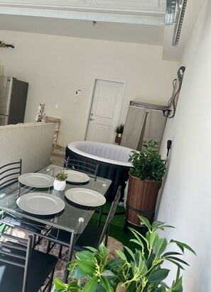 Dining - New cozy Katy home! 3 Bed-2.5 bath, Hot tub, Karaoke Mic, relaxing fireplace. (Katy)