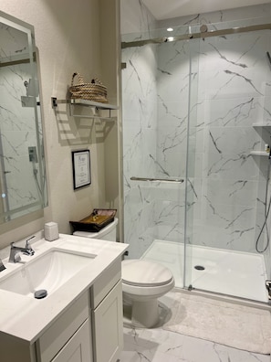 Bathroom - New cozy Katy home! 3 Bed-2.5 bath, Hot tub, Karaoke Mic, relaxing fireplace. (Katy)